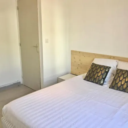 Blue Summer Vibes For 4p, Ac, Parking, Beachfront, Access -5 Apartamento *