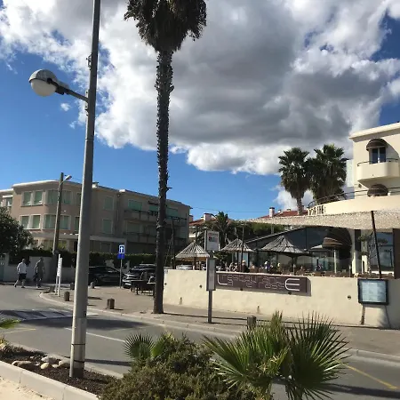 Blue Summer Vibes For 4p, Ac, Parking, Beachfront, Access -5 La Ciotat